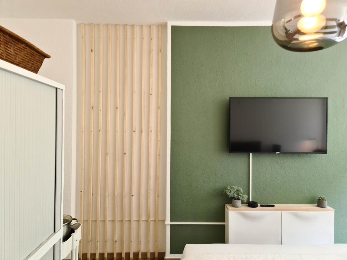Schoene Ferienwohnung Im Zentrum Mit Self Check-In Und Free Wifi エッセン エクステリア 写真