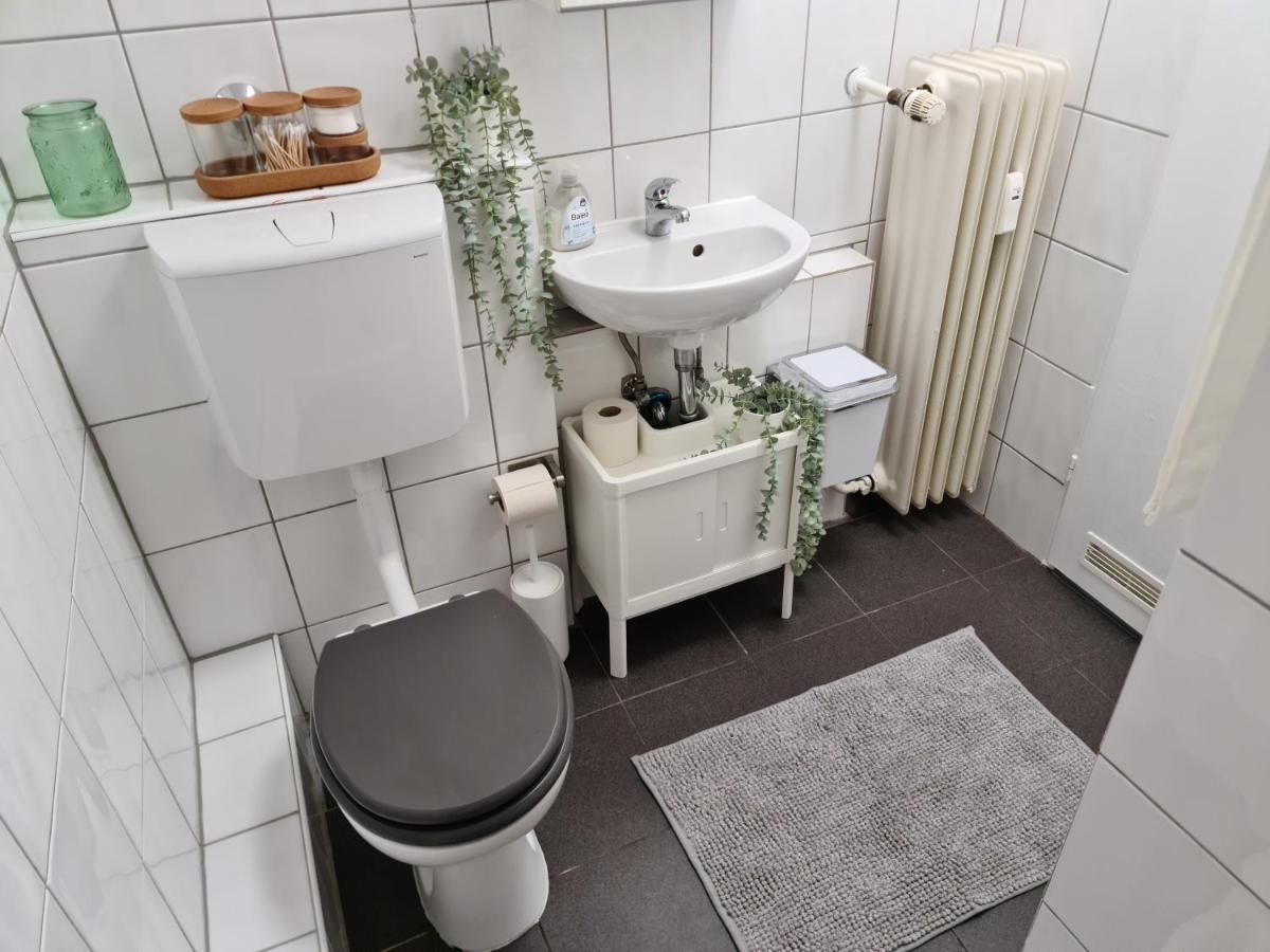 Schoene Ferienwohnung Im Zentrum Mit Self Check-In Und Free Wifi エッセン エクステリア 写真