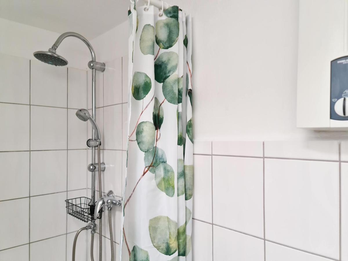 Schoene Ferienwohnung Im Zentrum Mit Self Check-In Und Free Wifi エッセン エクステリア 写真