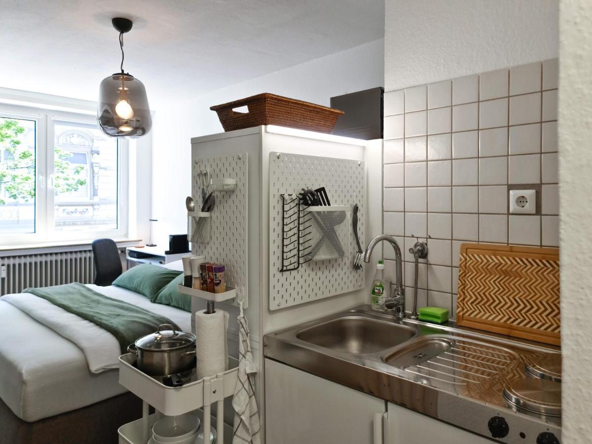 Schoene Ferienwohnung Im Zentrum Mit Self Check-In Und Free Wifi エッセン エクステリア 写真